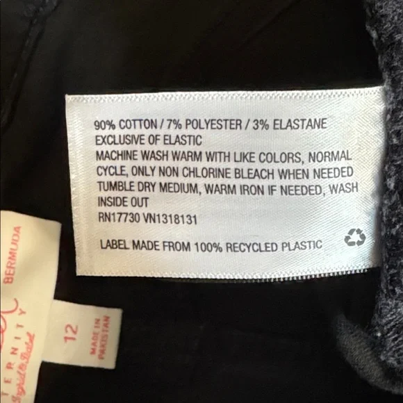 Isabel Maternity Side Panel 9” Bermuda Jean Shorts Women’s 12 Black Wash Denim - Picture 8 of 9